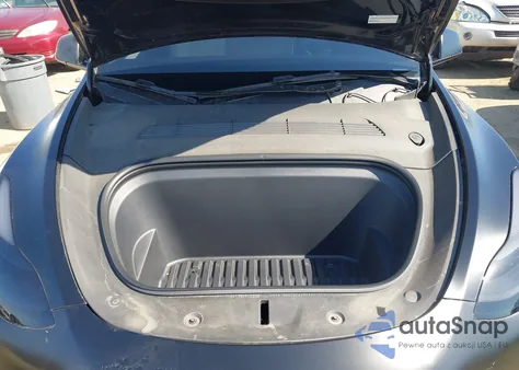 2024 Tesla Model Y Long Range Dual Motor All-Wheel Drive from USA, damaged, VIN 7SAYGDEEXRA238558